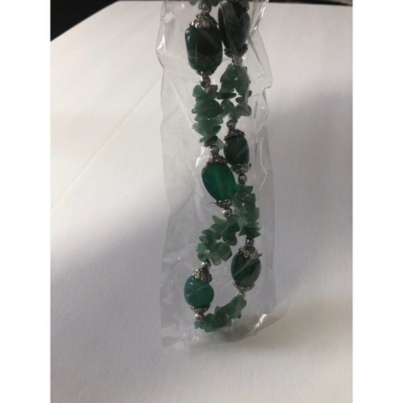 Semi Precious Stone Necklace Women’s Green 18in - Picture 5 of 5